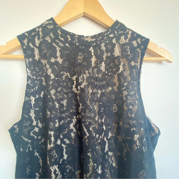 Rose + Olive. Lace tank top. Medium. Lace overlay with tan lining. - Picture 3 of 8